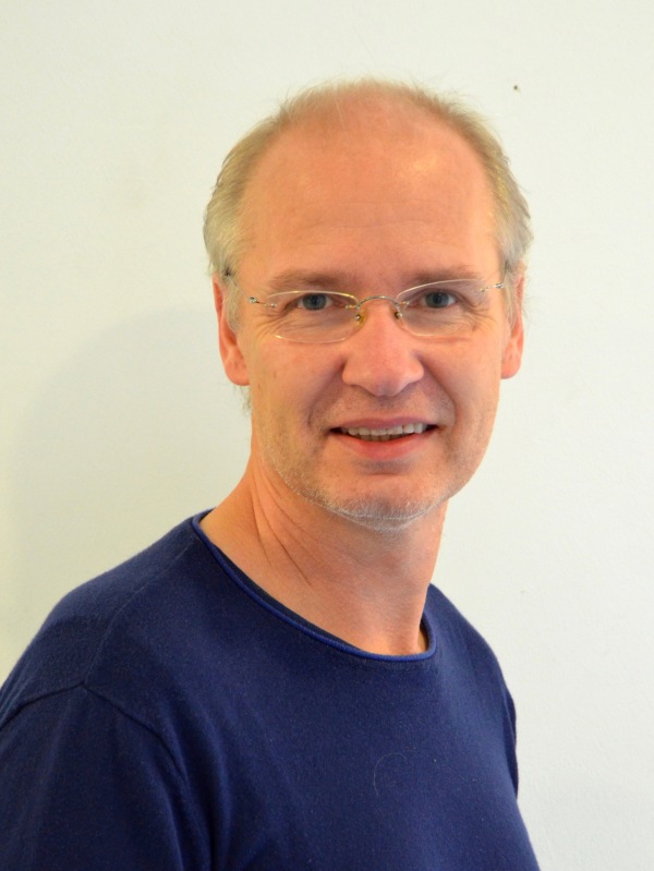 Dr. Dirk Hoffmann